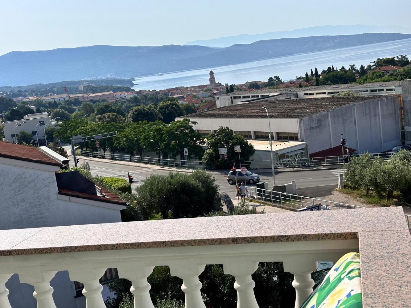 Apartmani Djurda Krk Town Exterior photo