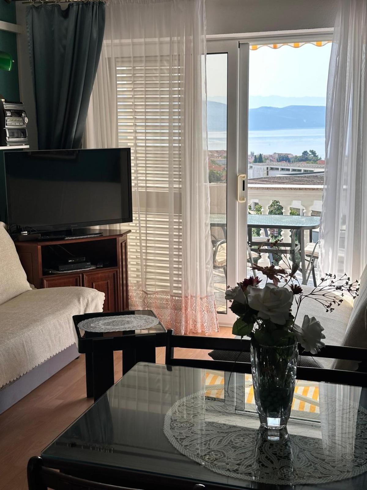 Apartmani Djurda Krk Town Exterior photo