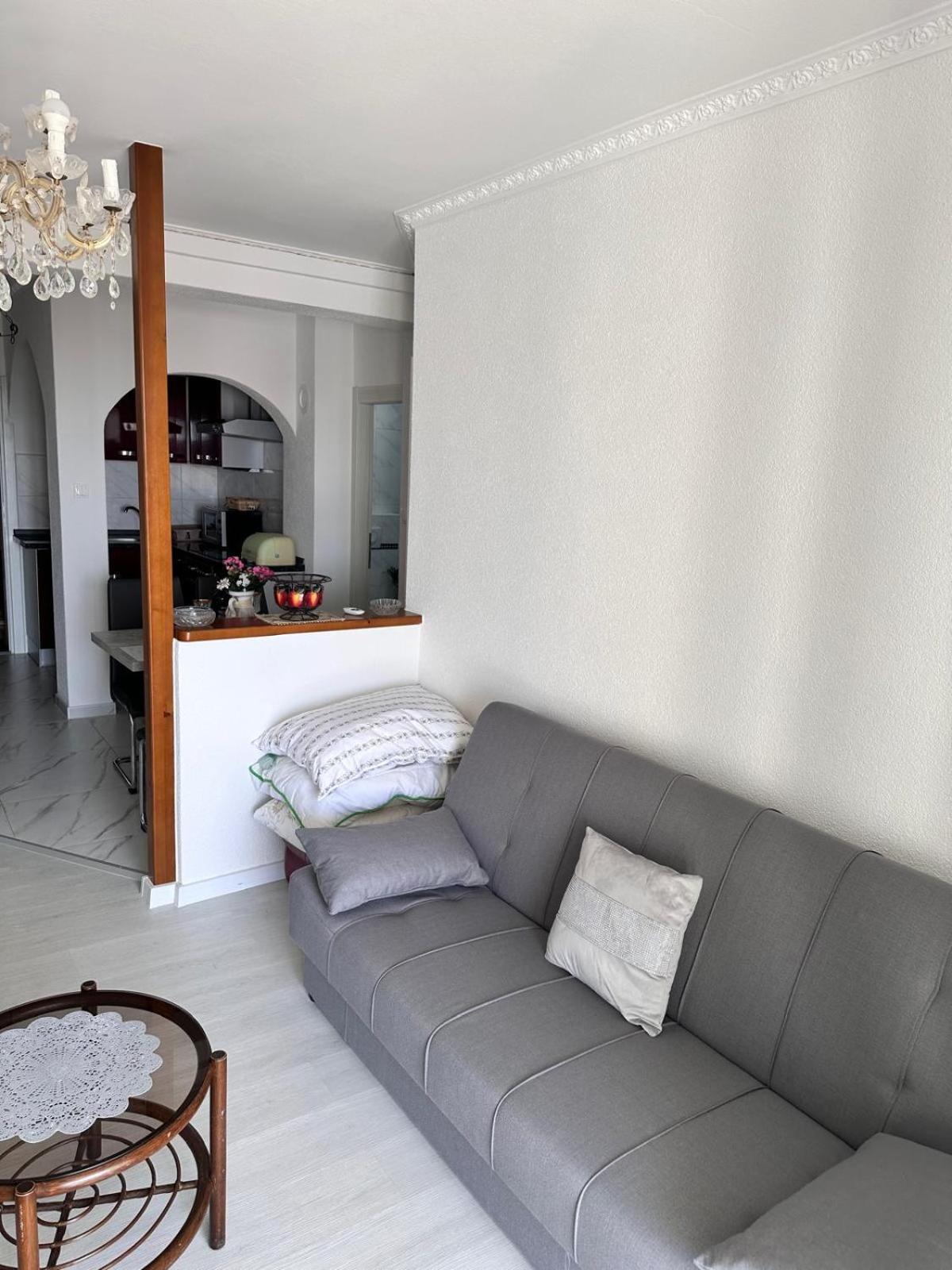 Apartmani Djurda Krk Town Exterior photo