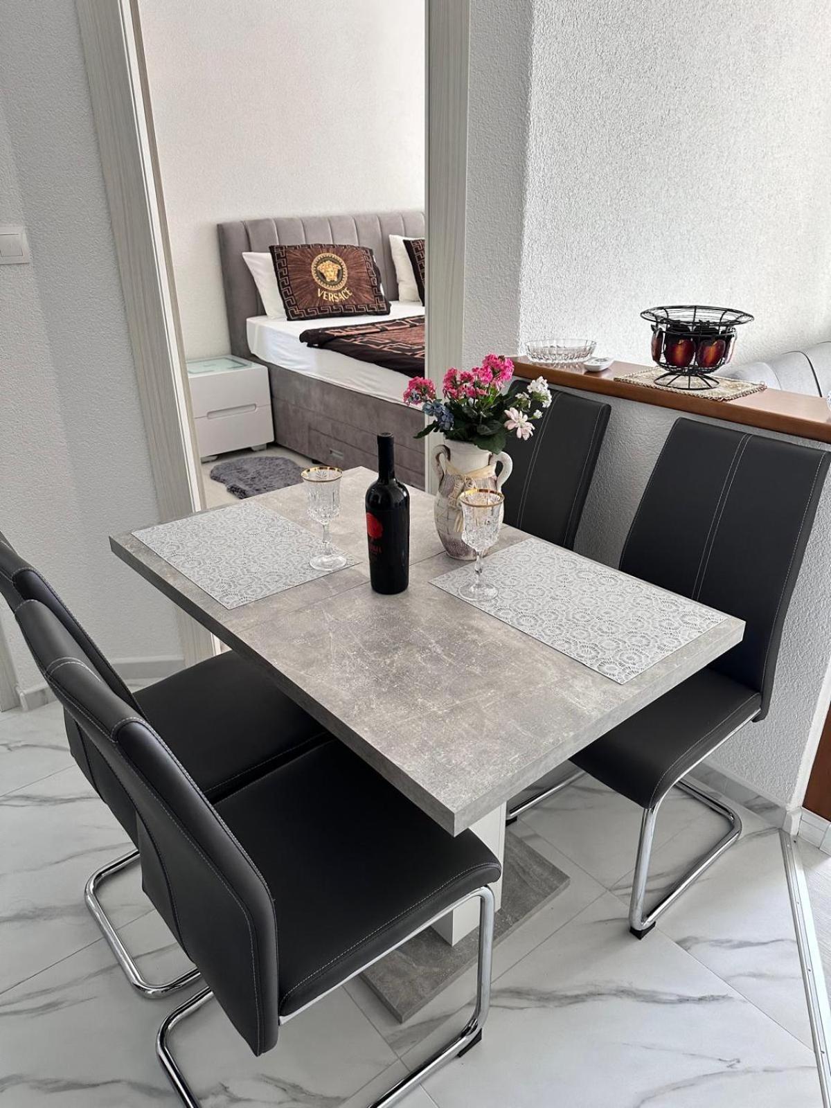 Apartmani Djurda Krk Town Exterior photo